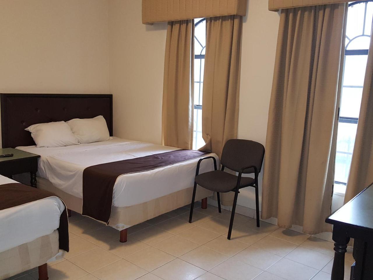 Hotel Roma Matamoros Kültér fotó